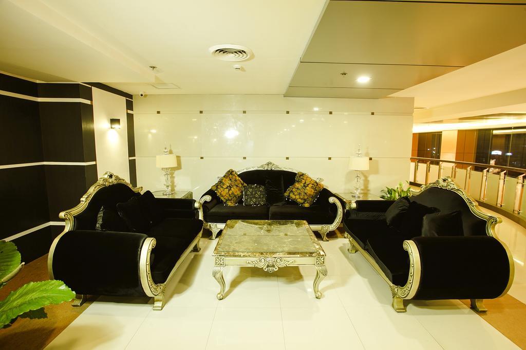 โรงแรมบิ๊ก 8 คอร์ปอเรท Tagum ภายนอก รูปภาพ