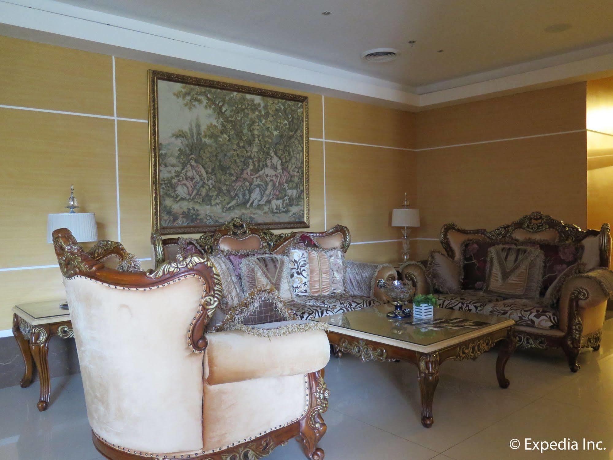 โรงแรมบิ๊ก 8 คอร์ปอเรท Tagum ภายนอก รูปภาพ