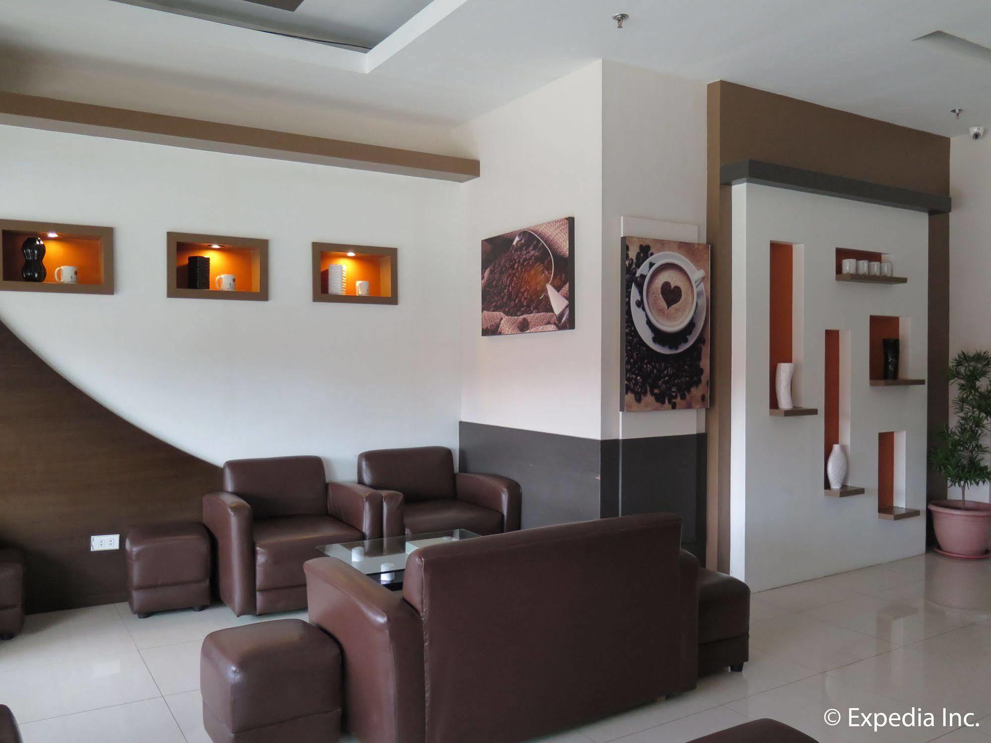 โรงแรมบิ๊ก 8 คอร์ปอเรท Tagum ภายนอก รูปภาพ